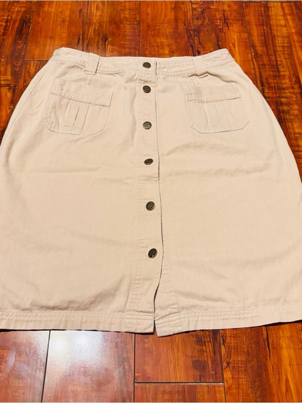 Relativity Beige Button-Front Mini Skirt